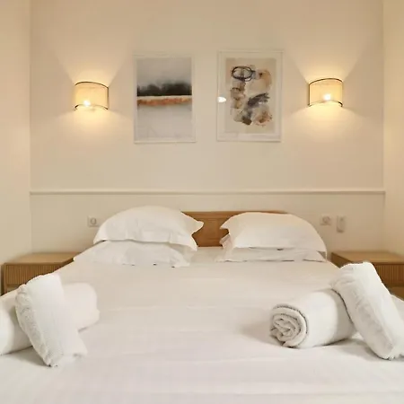 Fersen Superb Mediterranean Style In Heart Of Old *